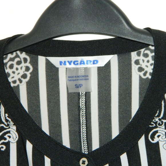 2 for/ $40 Nygard Half Button Up Black Paisley Striped Tunic Size Small - Picture 6 of 16